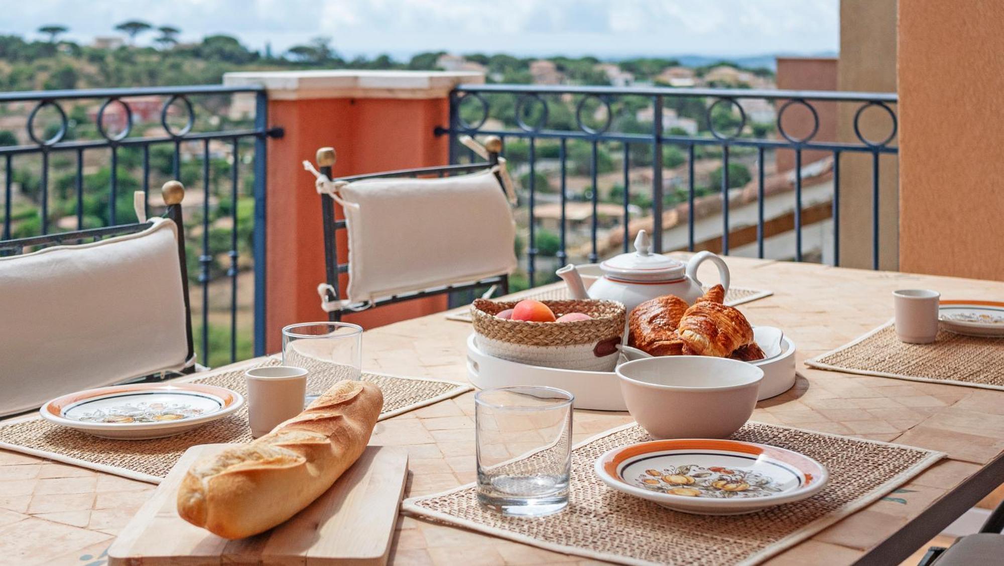 Les Cigales, Superbe Vue - Golfe De Sainte-Maxime Apartman Kültér fotó