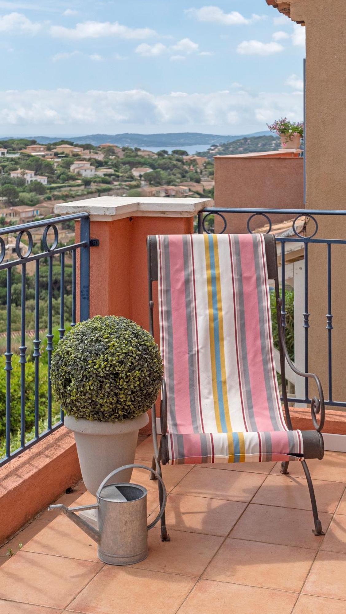 Les Cigales, Superbe Vue - Golfe De Sainte-Maxime Apartman Kültér fotó